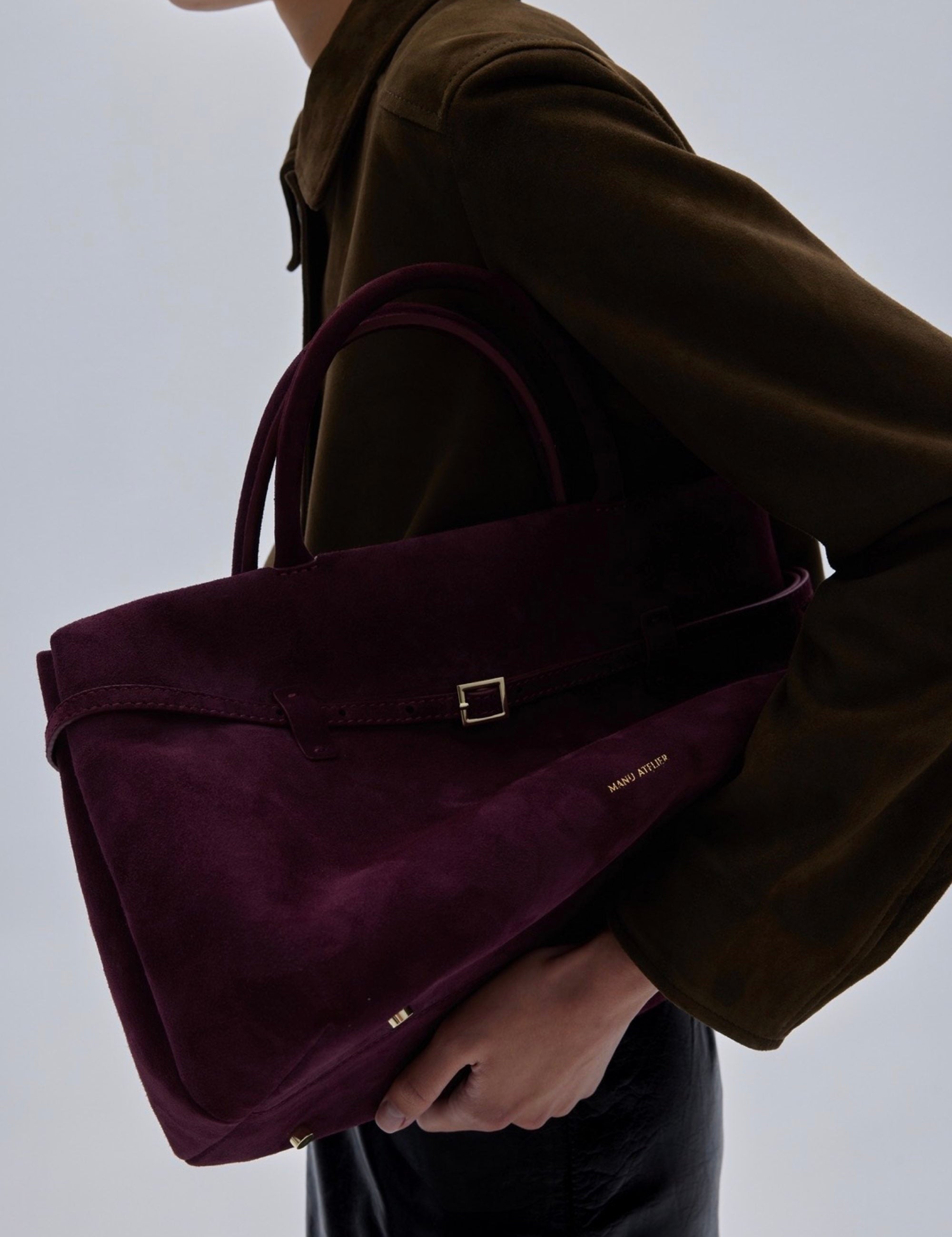 Le Cambon 35 Merlot Suede on model